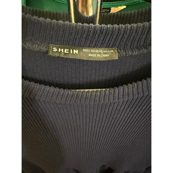 Navy Ribbed Long-Sleeve Tiered Dress - Picture 2 of 2